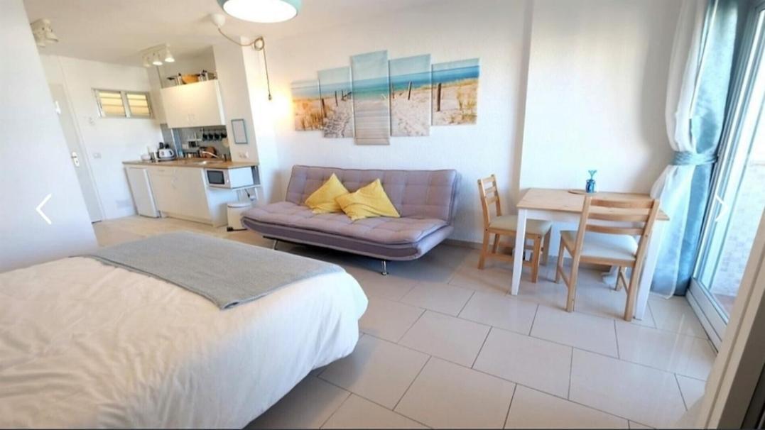 Brise Marine Apartment Беналмадена Екстериор снимка